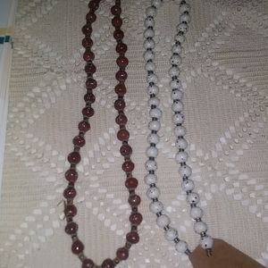 Beaded necklace